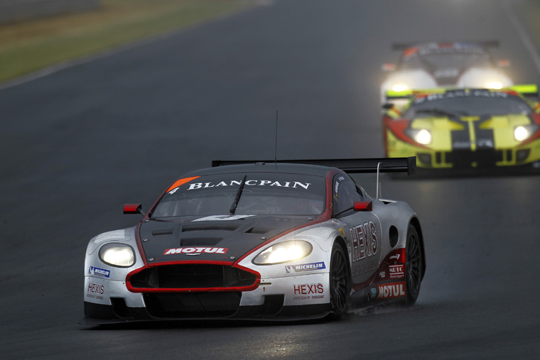 Aston Martin DBR9 Race Scene Picture